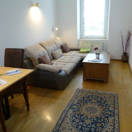 Charming, Central, Spacious Apartment Innsbruck Kültér fotó